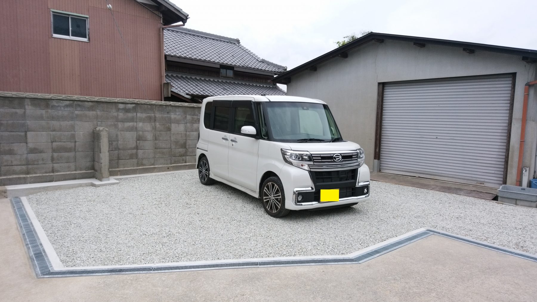 お庭の改造 駐車場工事